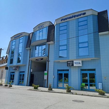 Garni Hotel S.O.G.* * * Trenčín エクステリア 写真